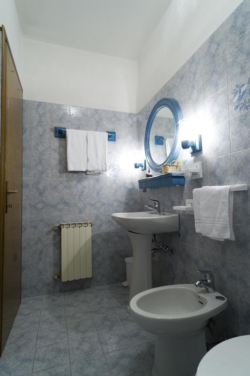 Hotel Giardino Pieve di Cadore Rum bild